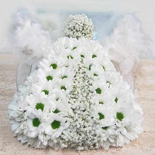 White Flower Cake-Wedding Flower Arrangement