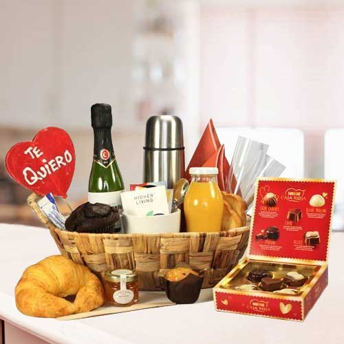 Romantic Breakfast Hamper-Romantic Breakfast Gift Basket to Madrid