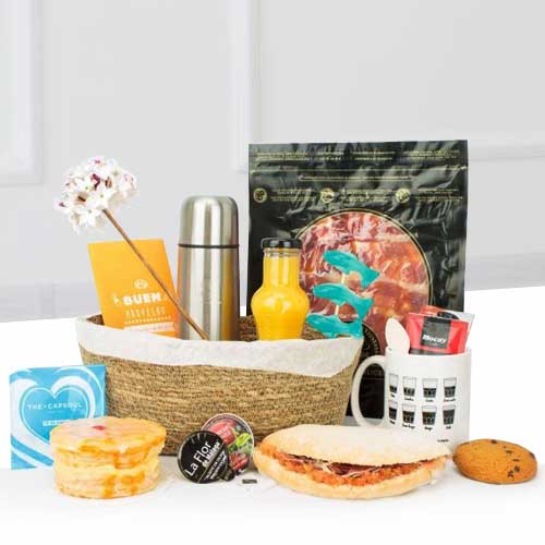 - Send Breakfast Gift Basket to Malaga