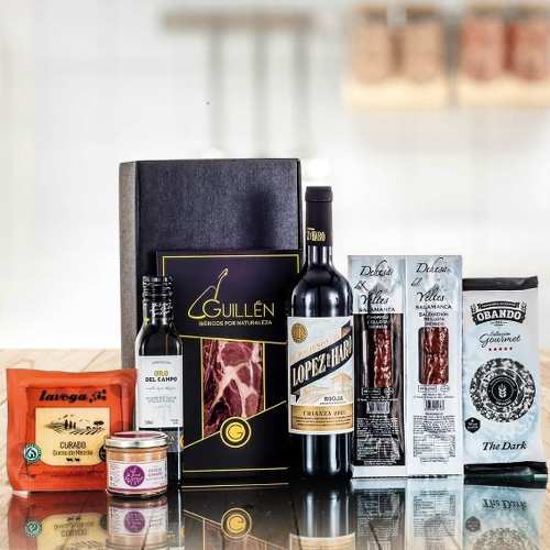 Fine Selection Gourmet Box-Festive Season Wine And Gourmet Gift Box