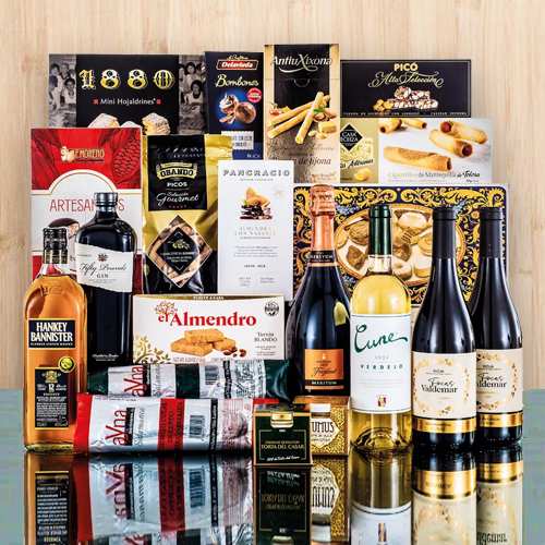 Corinthian Lot-Wine Hamper For Corporate Christmas Gifts