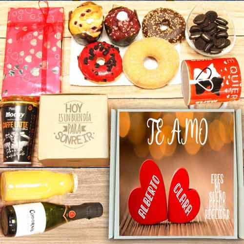 - Newlywed Gift Basket