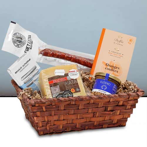 - Valentine's Day Gift Basket For Her