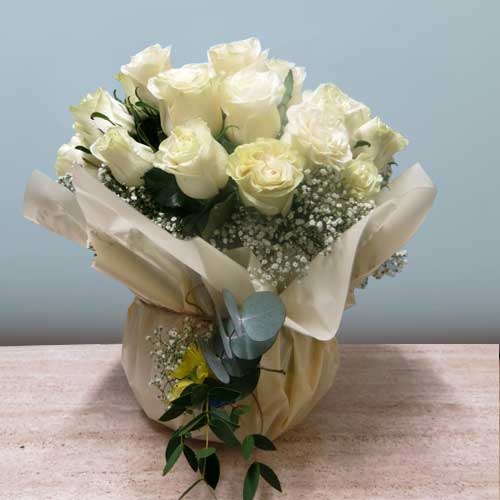 30 Crystal White Roses