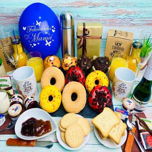 - Gourmet Food Gifts For Mom