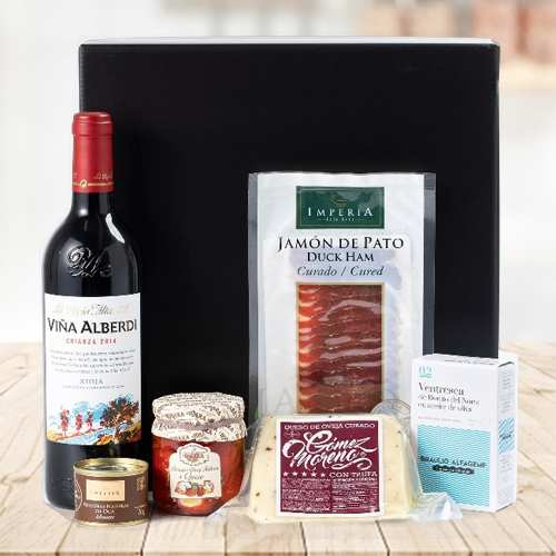 - Gourmet Mother’s Day Gift Box With Wine