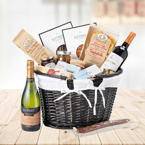 - Best Wine Baskets For Mother’s Day
