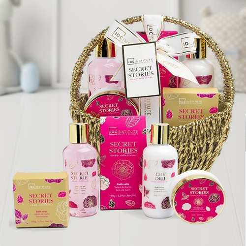 Vintage Rose Hamper