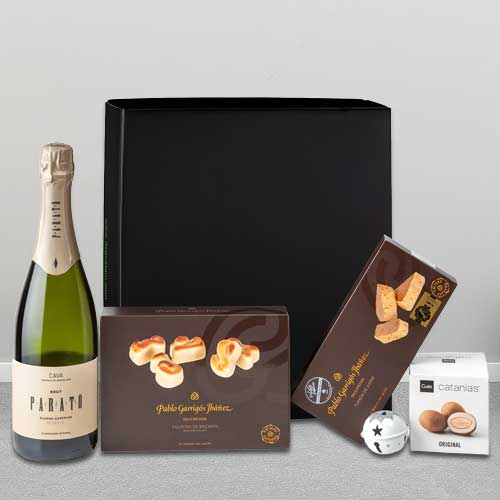- Sparkling Wine & Chocolate Gift Box For Christmas