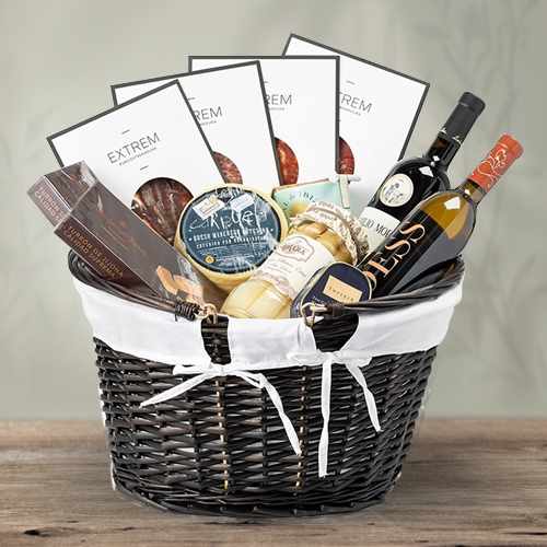 - Merry Christmas Gift Basket Delivery