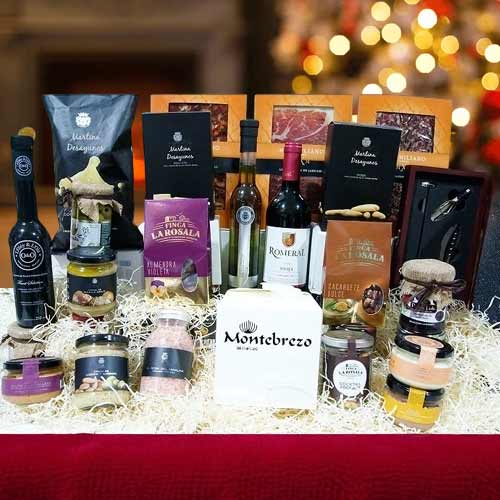 - Holiday Festive Wine Gift Basket Delivery