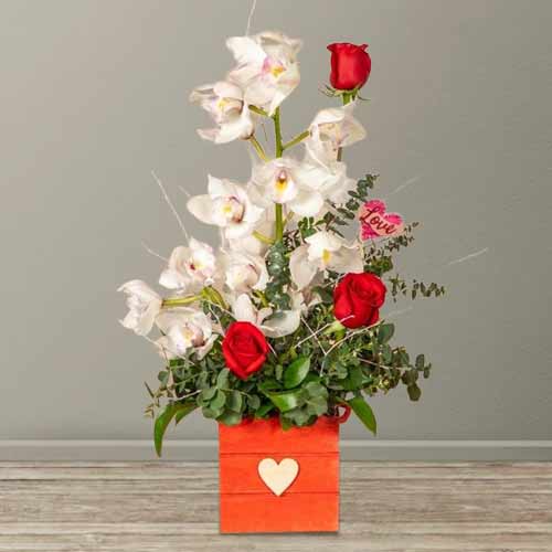 - Valentine’s Day Online Flower Delivery