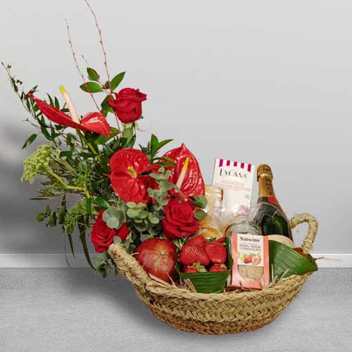 - Valentine’s Day Gift Basket Online