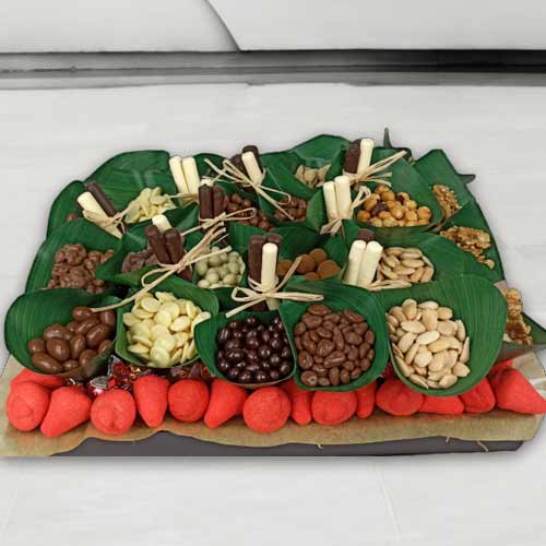 - Valentine Chocolate Gifts For Her