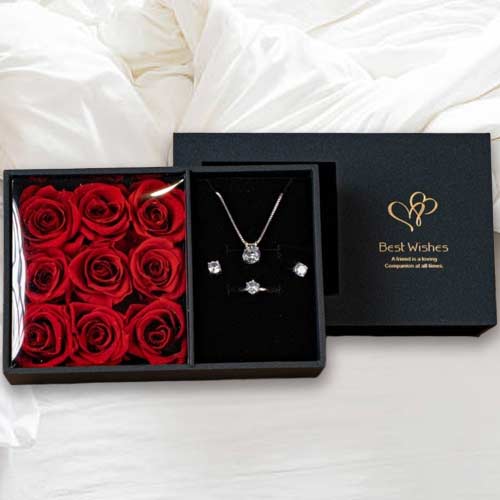 Luxury Preserved Rose Gift Set