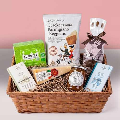 - Cheese & Chocolate Gift Hamper Delivery