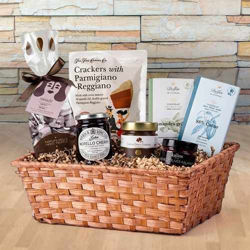 - Romantic Gourmet Chocolate Gift Hamper Delivery