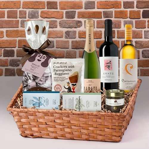 - Online Christmas Wine Gift Basket Delivery