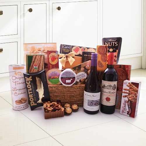 Everything For The Holiday-Send Wine And Chocolate Gift Baskets To Spain