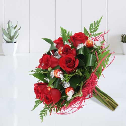 - Flower Bouquet For Girlfriend