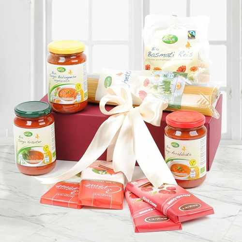 Organic Sauce Chocolates And Pasta-Good Farewell Gifts For Coworker