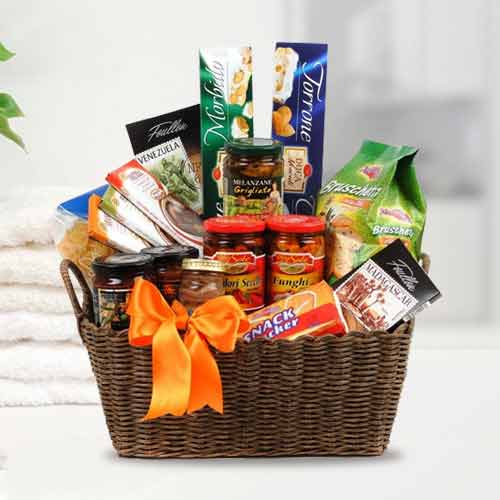 Healthy Gift Basket Classic