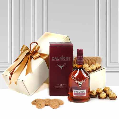 Dalmore Whiskey With Chocolates And Buscuit