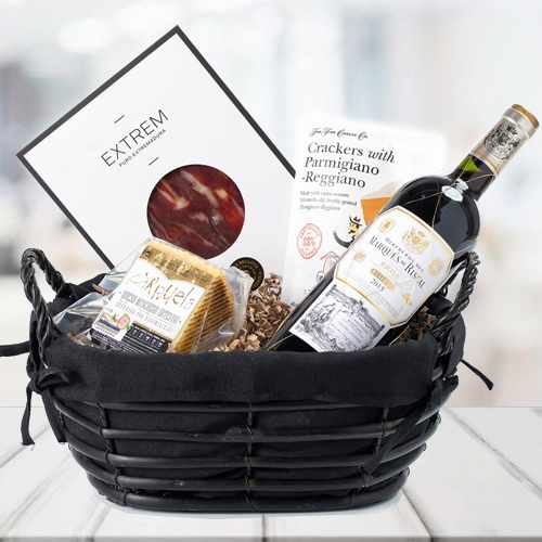 Wine And Salty Hamper-Birthday Gifts For Men
